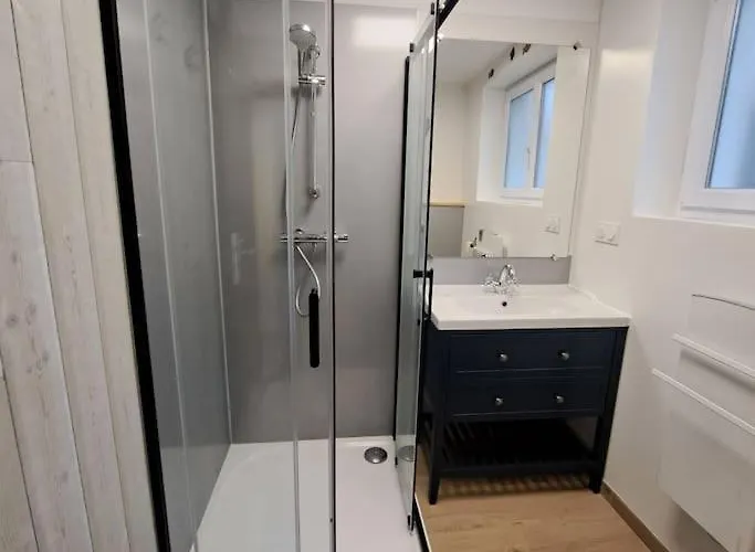 Maison De Pecheur Au Calme * ブルティニョール・シュル・メール